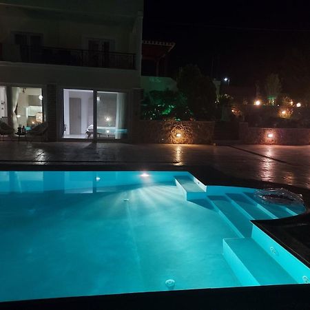 Luxury Arartments Tzemi Villa Porto Heli Exterior photo