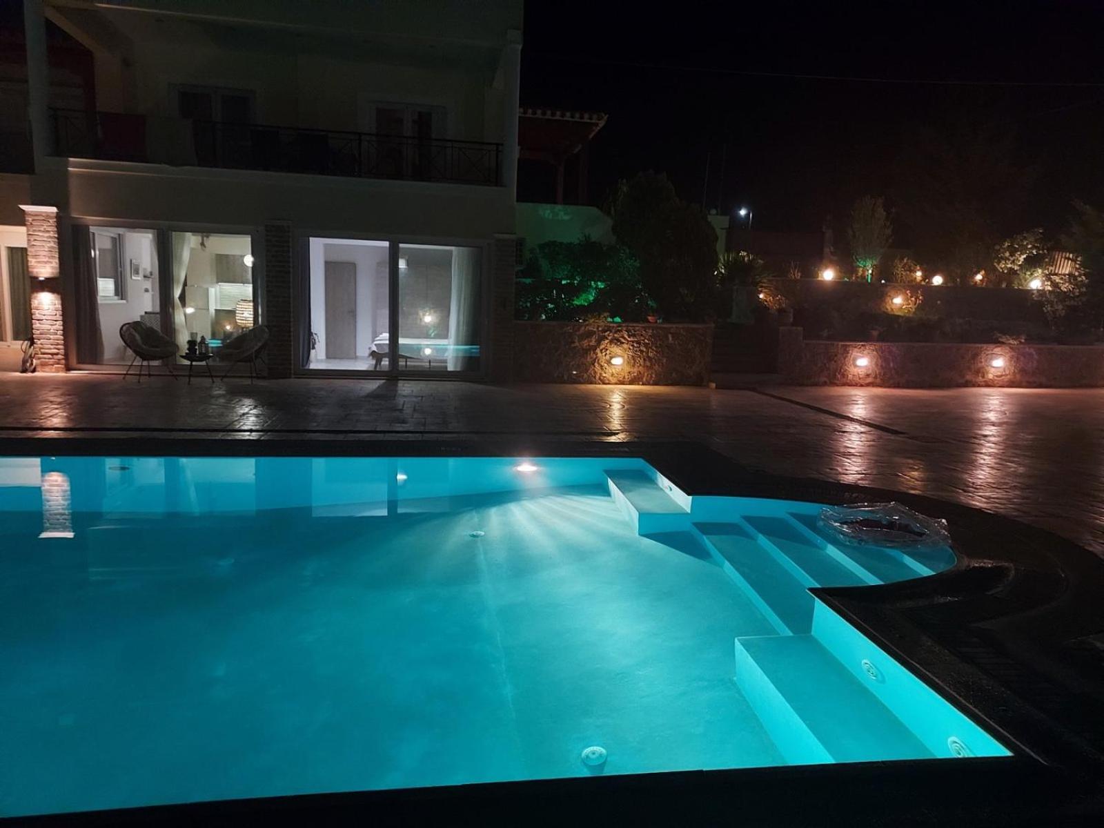 Luxury Arartments Tzemi Villa Porto Heli Exterior photo