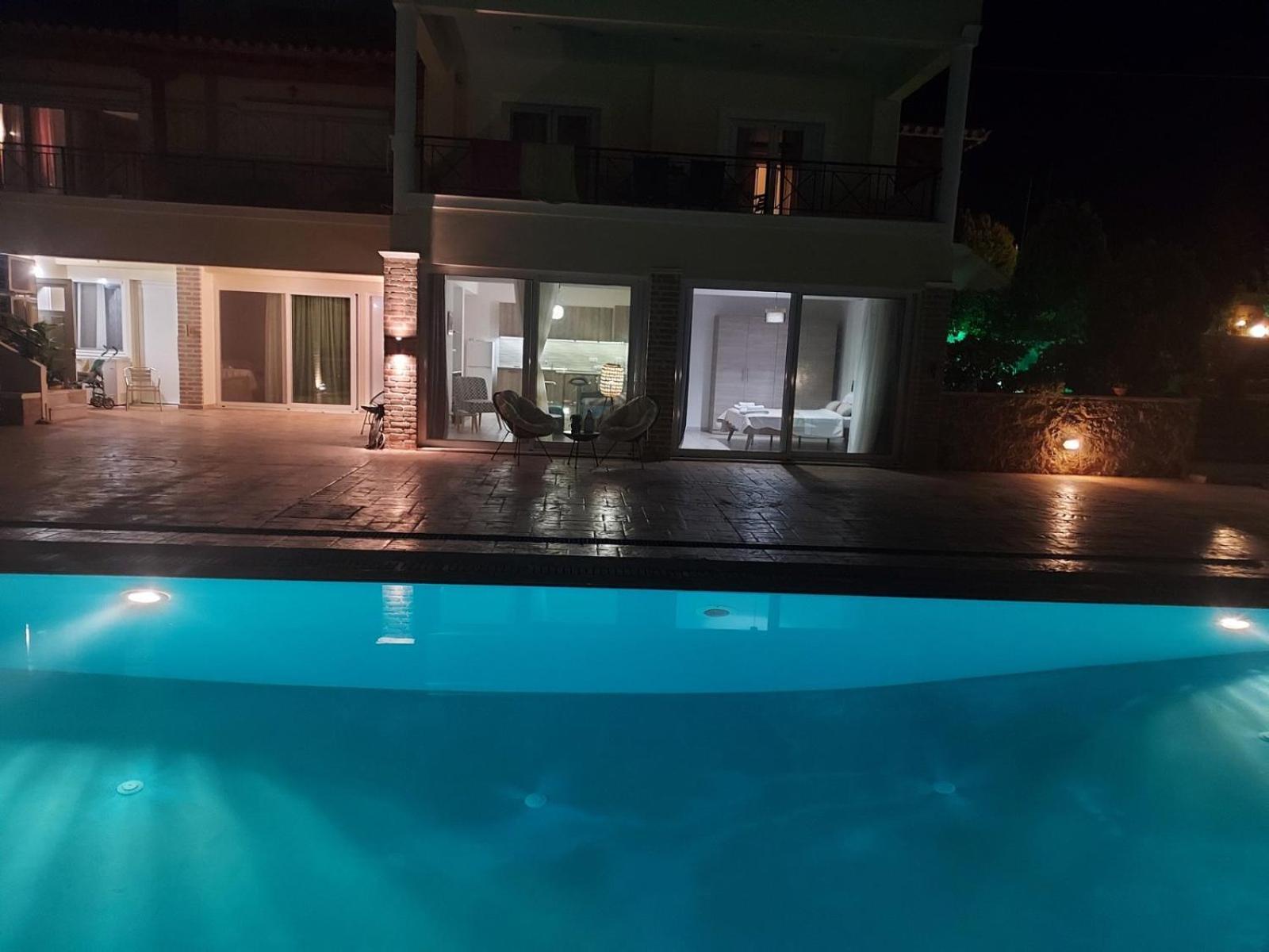 Luxury Arartments Tzemi Villa Porto Heli Exterior photo