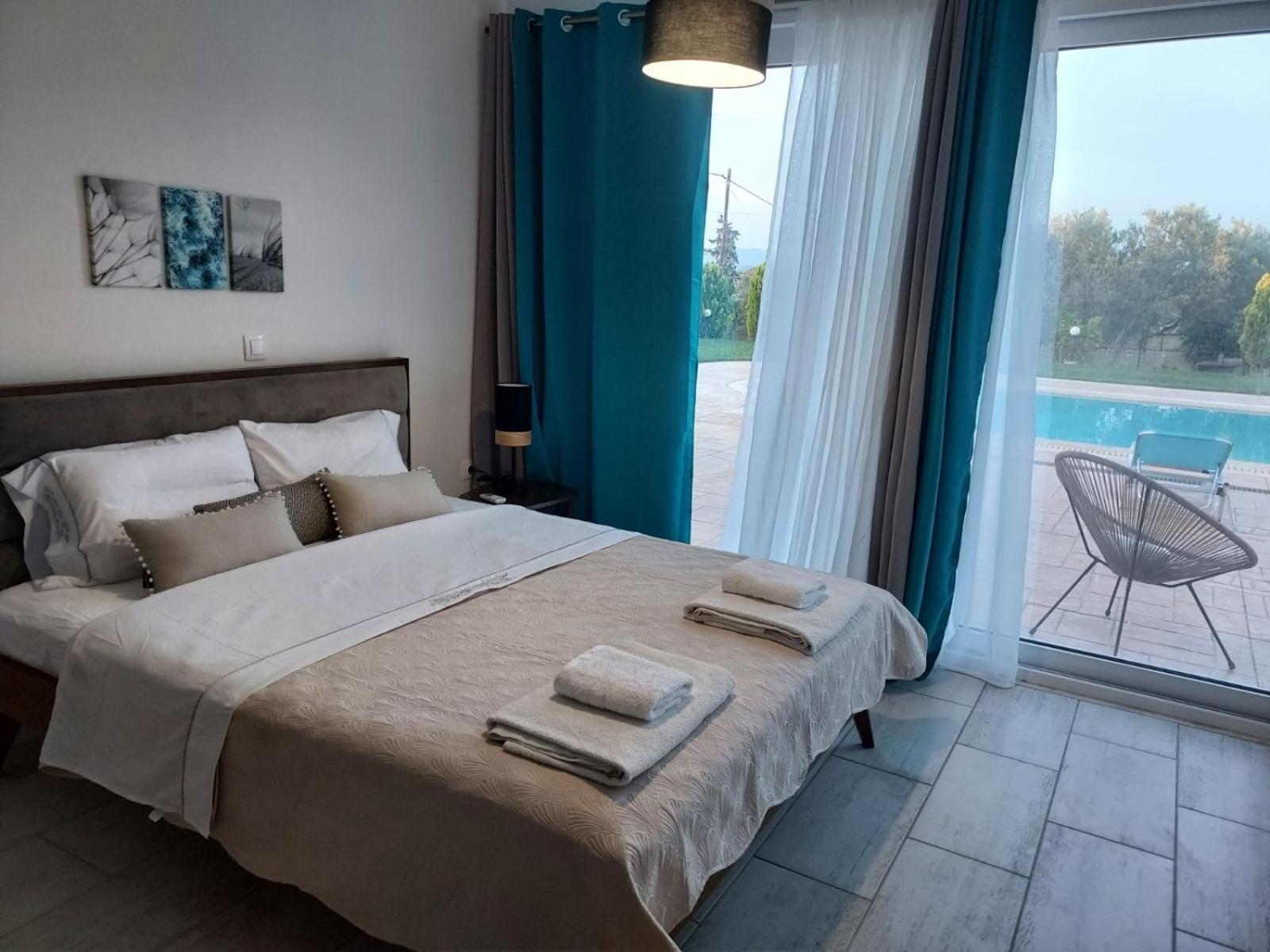 Luxury Arartments Tzemi Villa Porto Heli Exterior photo