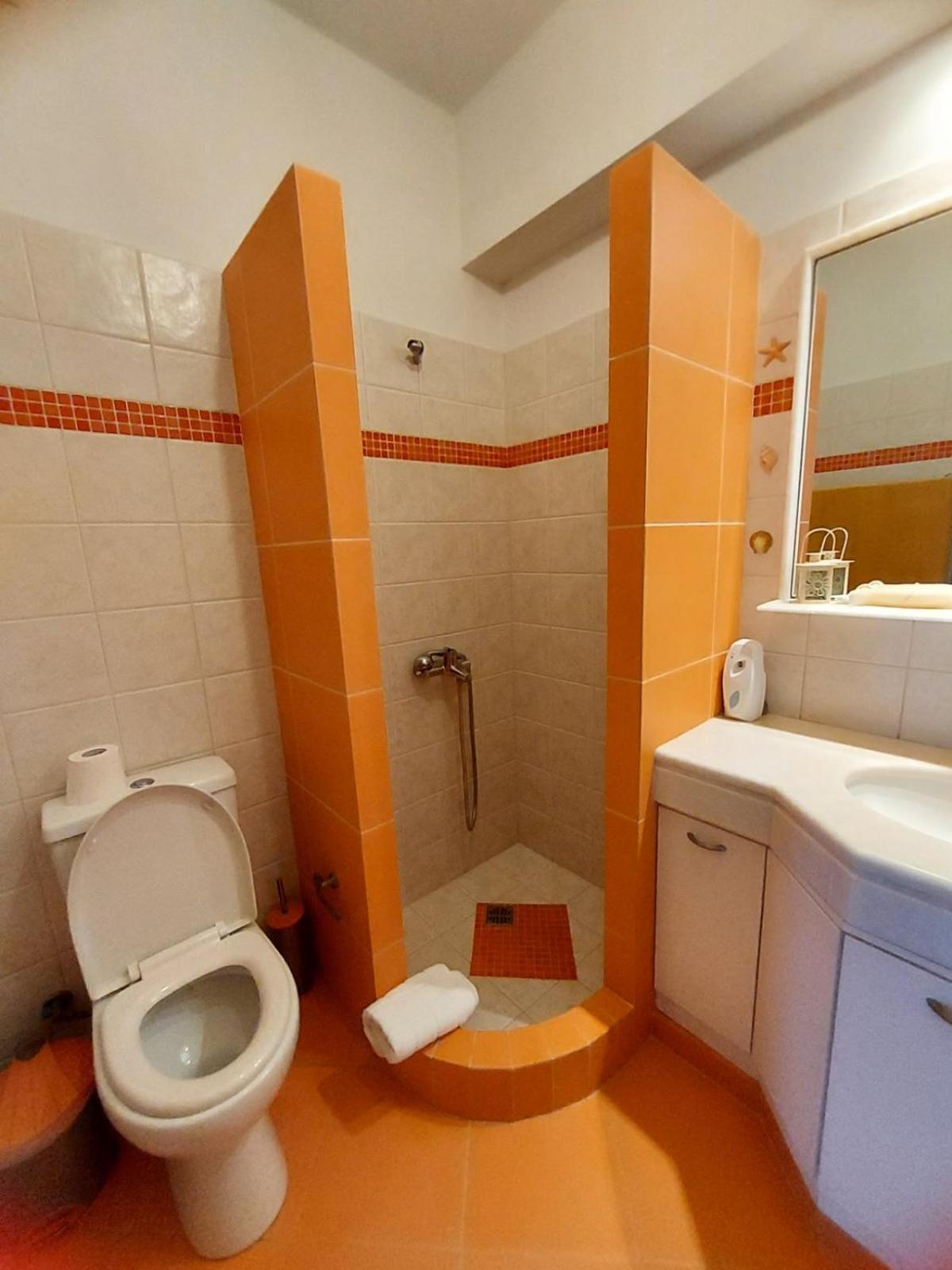 Luxury Arartments Tzemi Villa Porto Heli Exterior photo